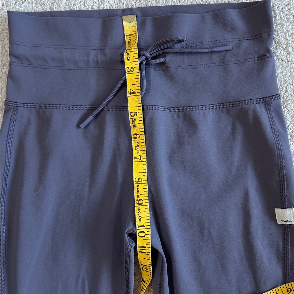 Vuori Daily Leggings - Picture 9 of 14